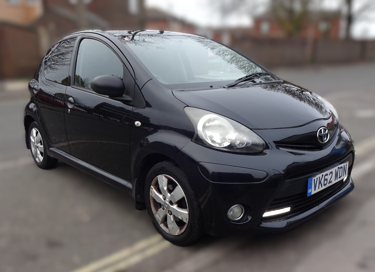 Used Toyota AYGO 2012 for sale - 77593062: Photo 2