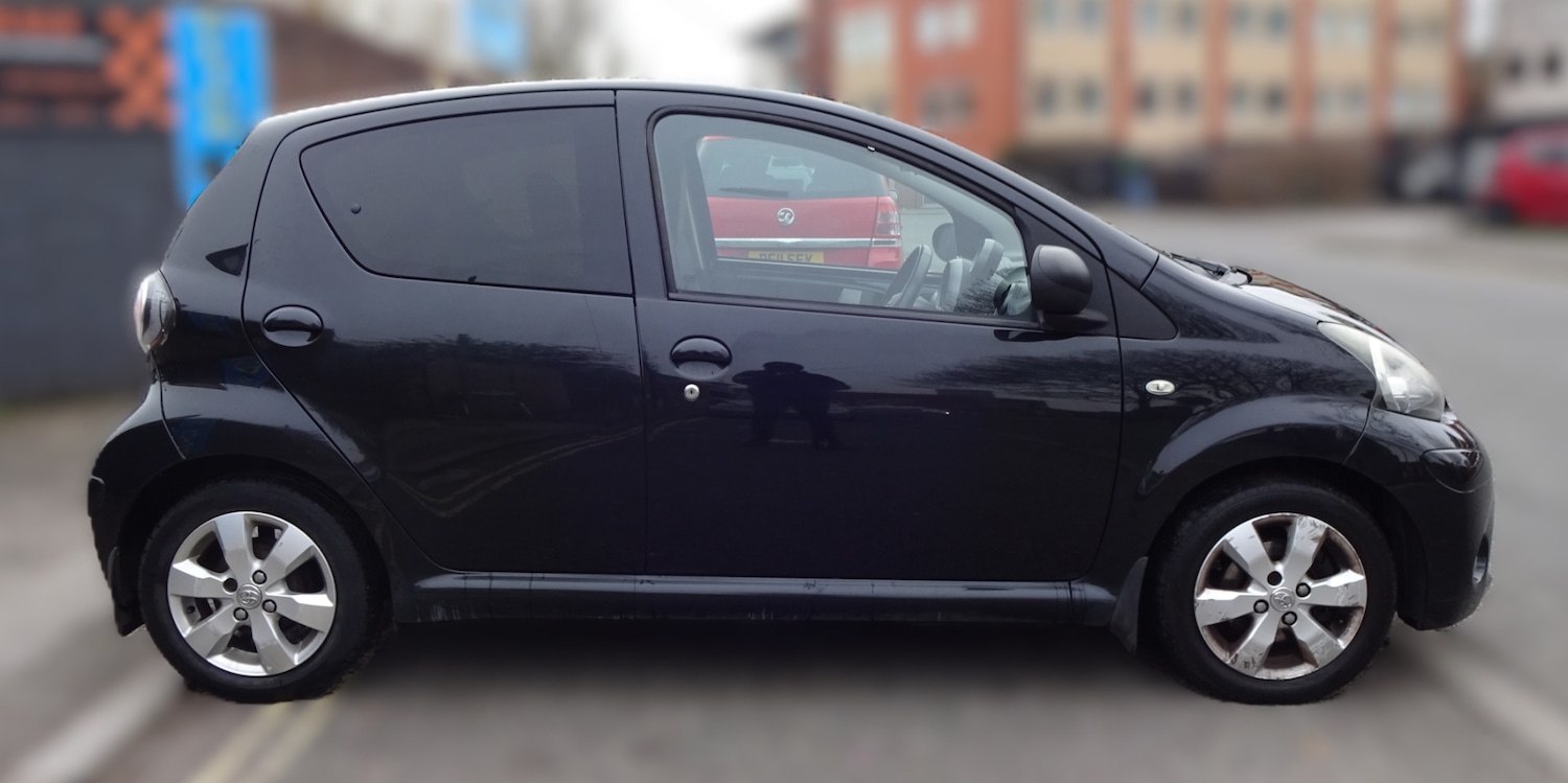 Used Toyota AYGO 2012 for sale - 77593062: Photo 9