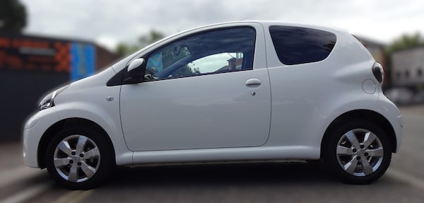 Used Toyota AYGO 2012 for sale - 75653384: Photo 5