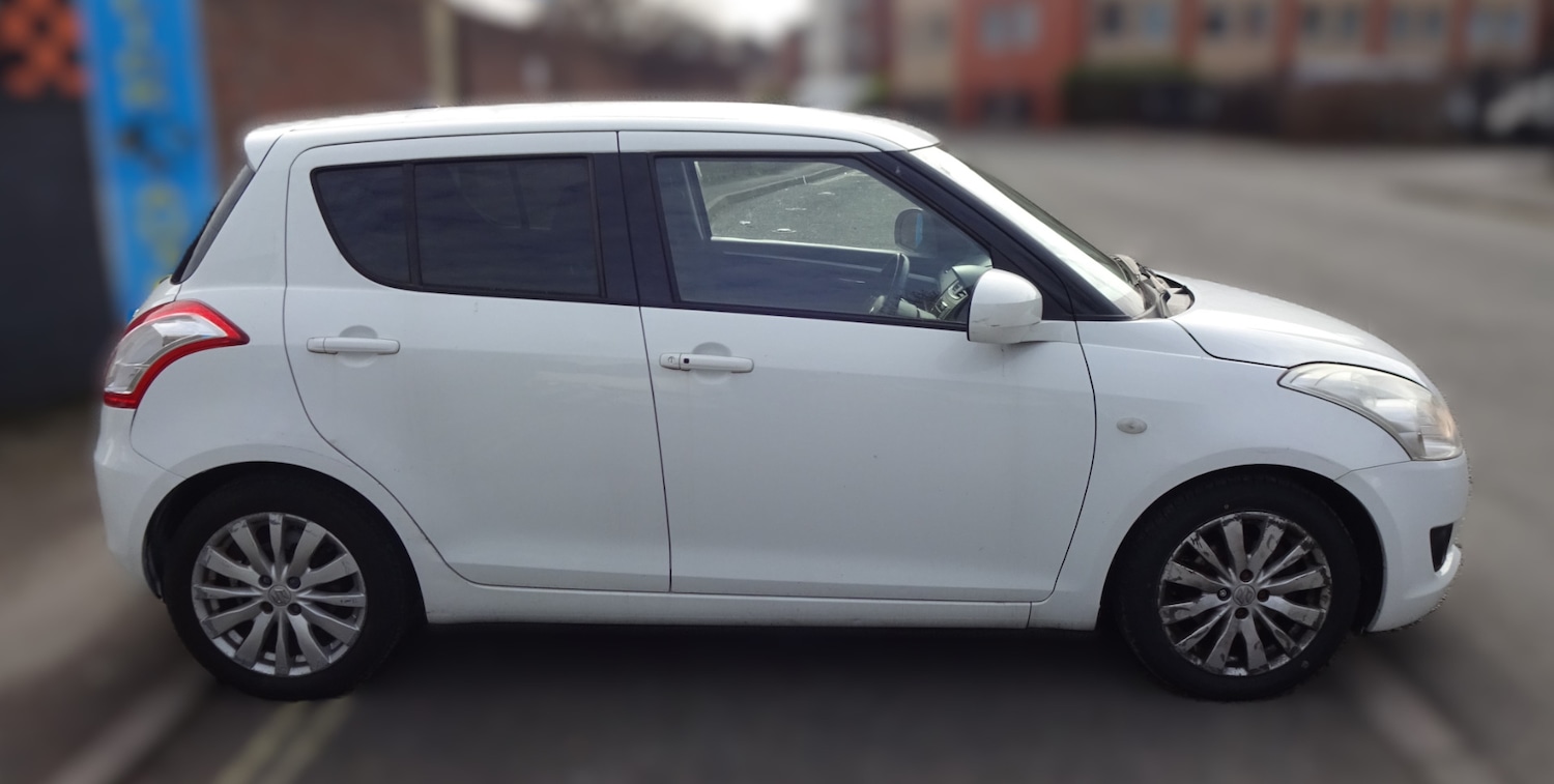 Used Suzuki Swift 2012 for sale - 77709169: Photo 18