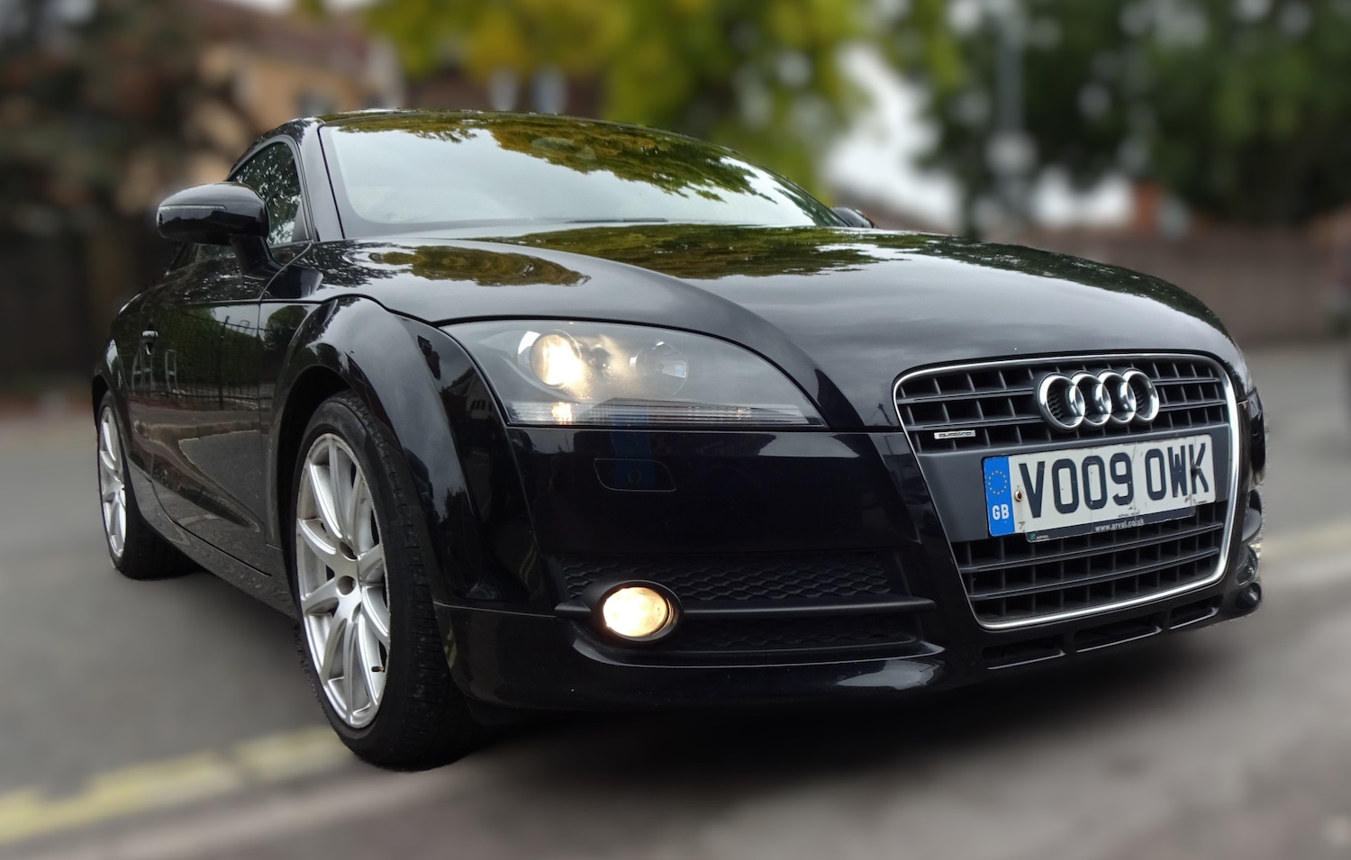 Used Audi TT 2009 for sale - 75952466: Photo 2