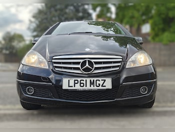 Used Mercedes-Benz A-Class 2012 for sale - 79531956: Photo