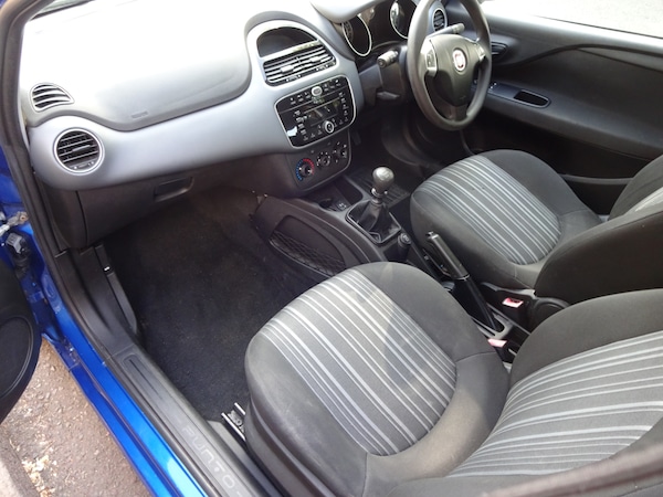 Used Fiat Punto Evo 2011 for sale - 74587758: Photo 15