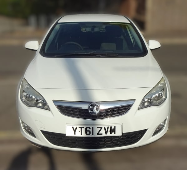 Used Vauxhall Astra 2011 for sale - 75676434: Photo 14