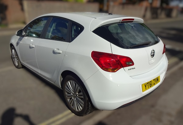 Used Vauxhall Astra 2011 for sale - 75676434: Photo 17