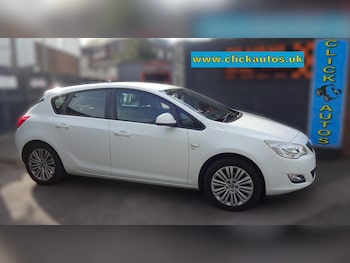 Vauxhall - Astra