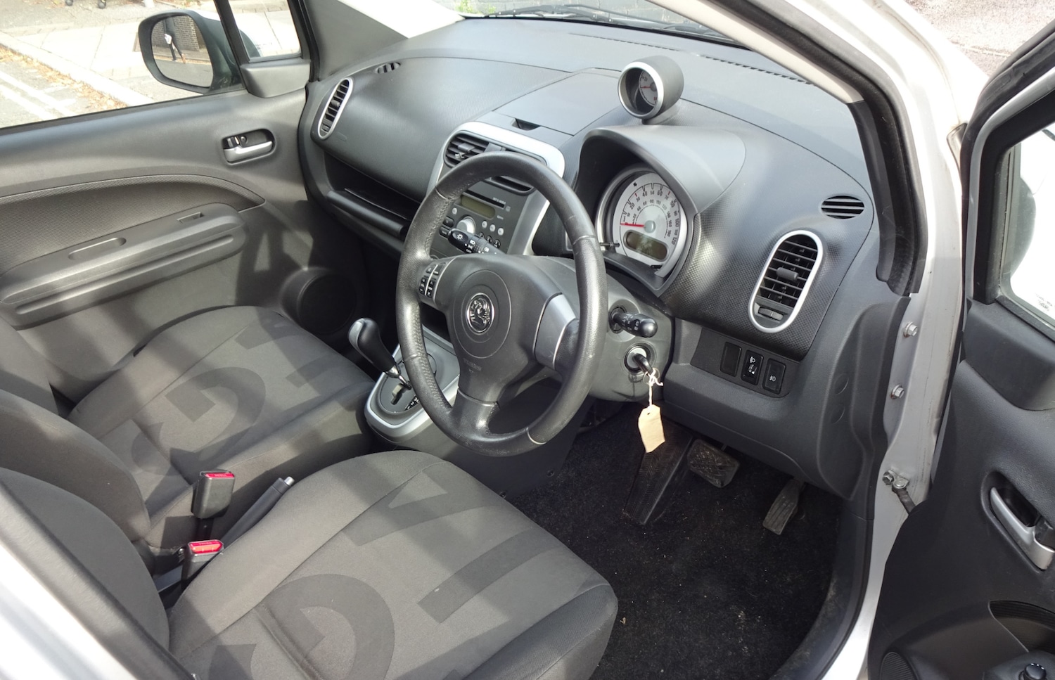 Used Vauxhall Agila 2010 for sale - 76347091: Photo 10