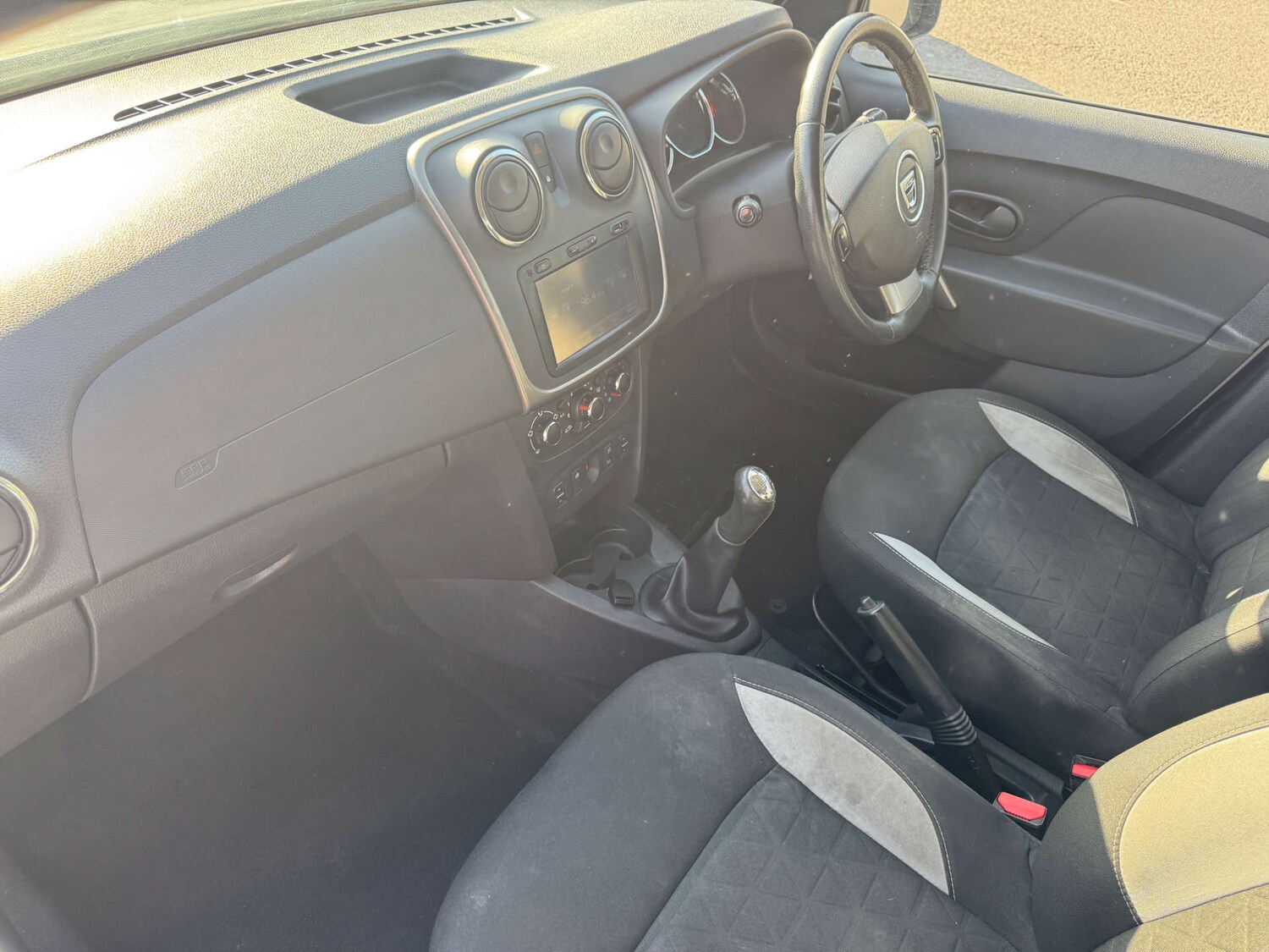 Used Dacia Sandero Stepway 2015 for sale - 78167939: Photo 15