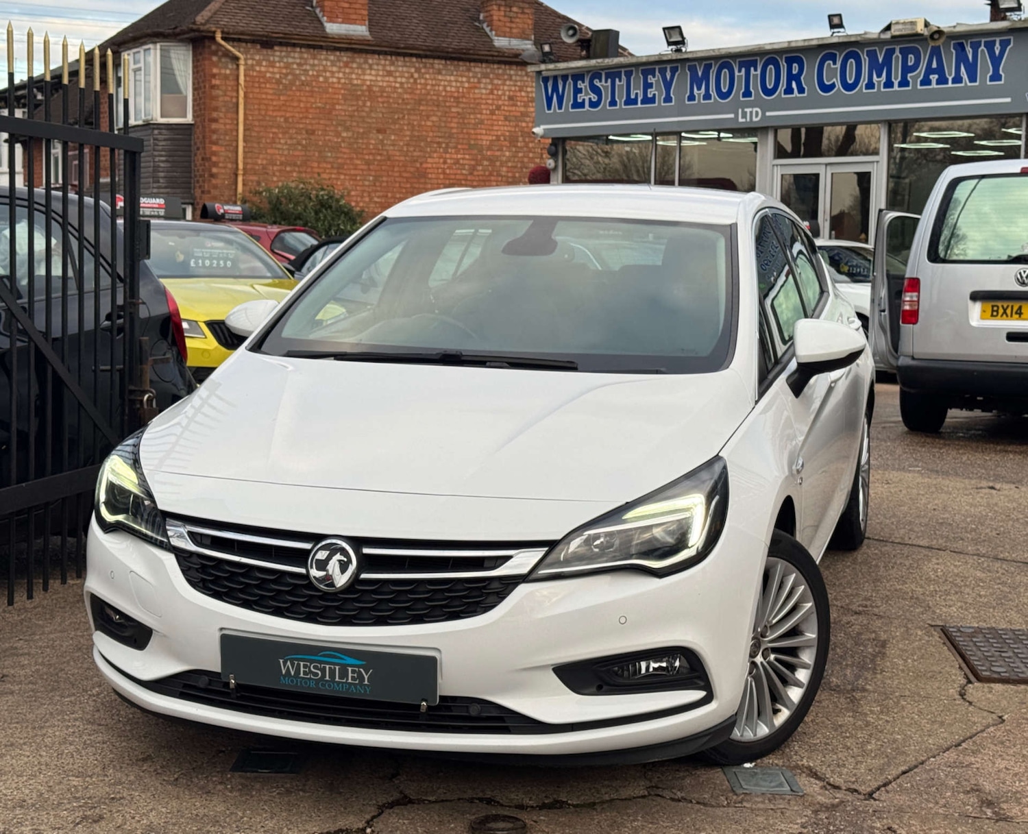 Used Vauxhall Astra 2016 for sale - 78098896: Photo 4