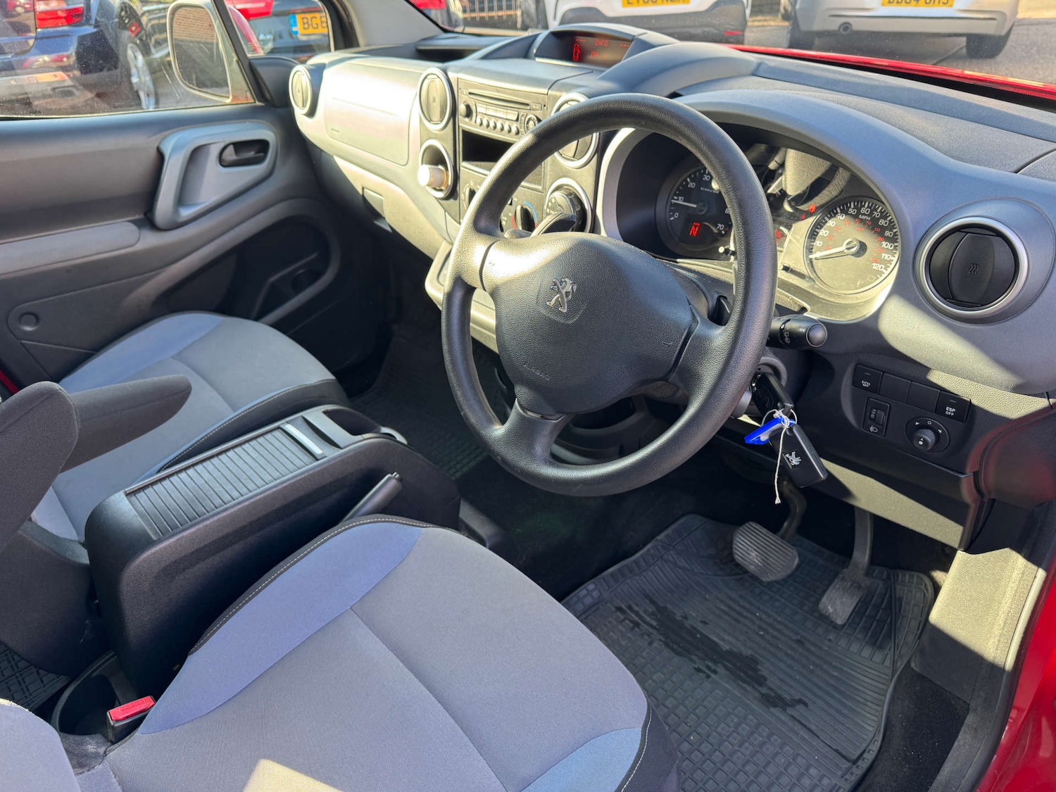 Used Peugeot Partner Tepee 2012 for sale - 77705771: Photo 20