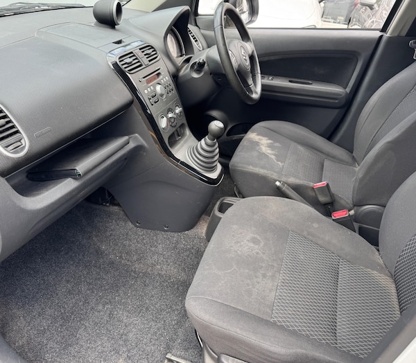 Used Suzuki Splash 2014 for sale - 75187339: Photo 19