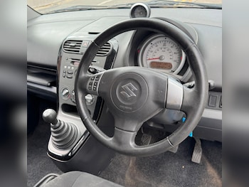 Used Suzuki Splash 2014 for sale - 75187339: Photo