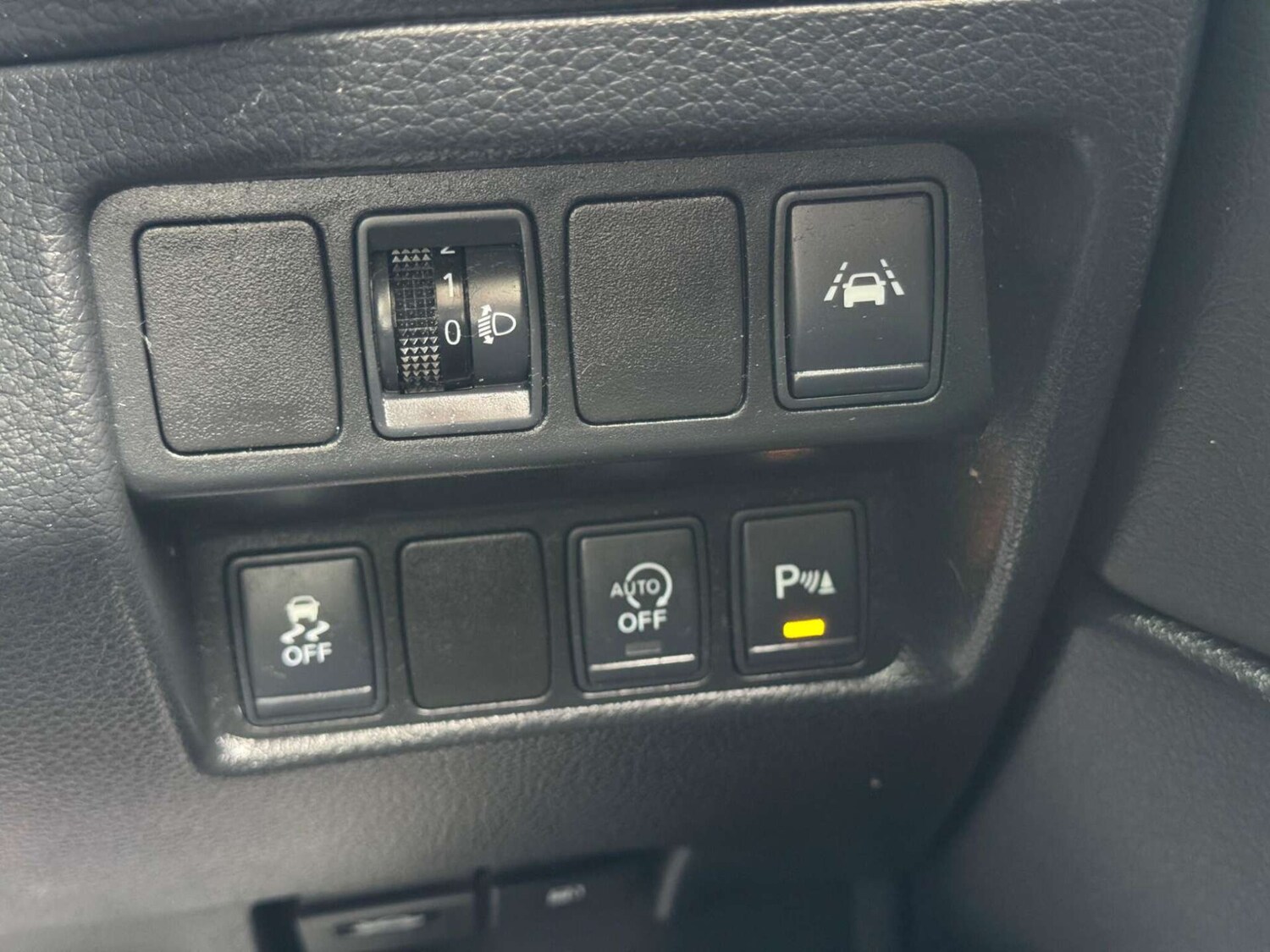 Used Nissan Qashqai 2016 for sale - 77607870: Photo 31