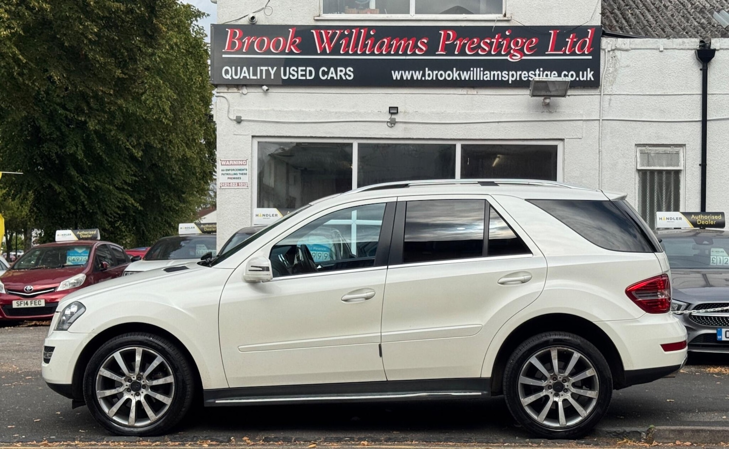 Used Mercedes-Benz M-Class 2011 for sale - 76122975: Photo 11