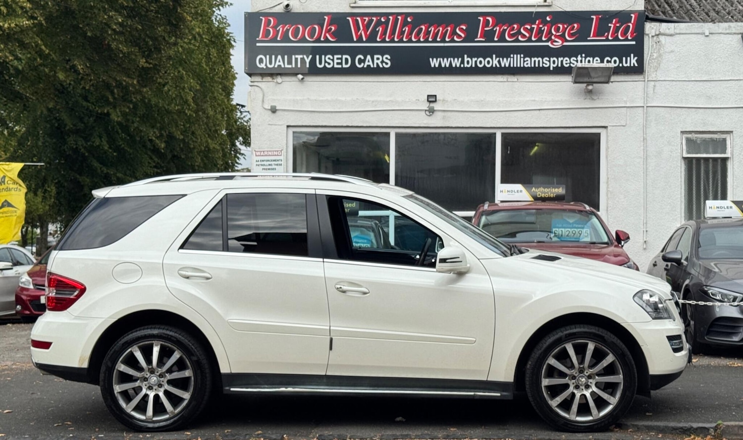 Used Mercedes-Benz M-Class 2011 for sale - 76122975: Photo 7