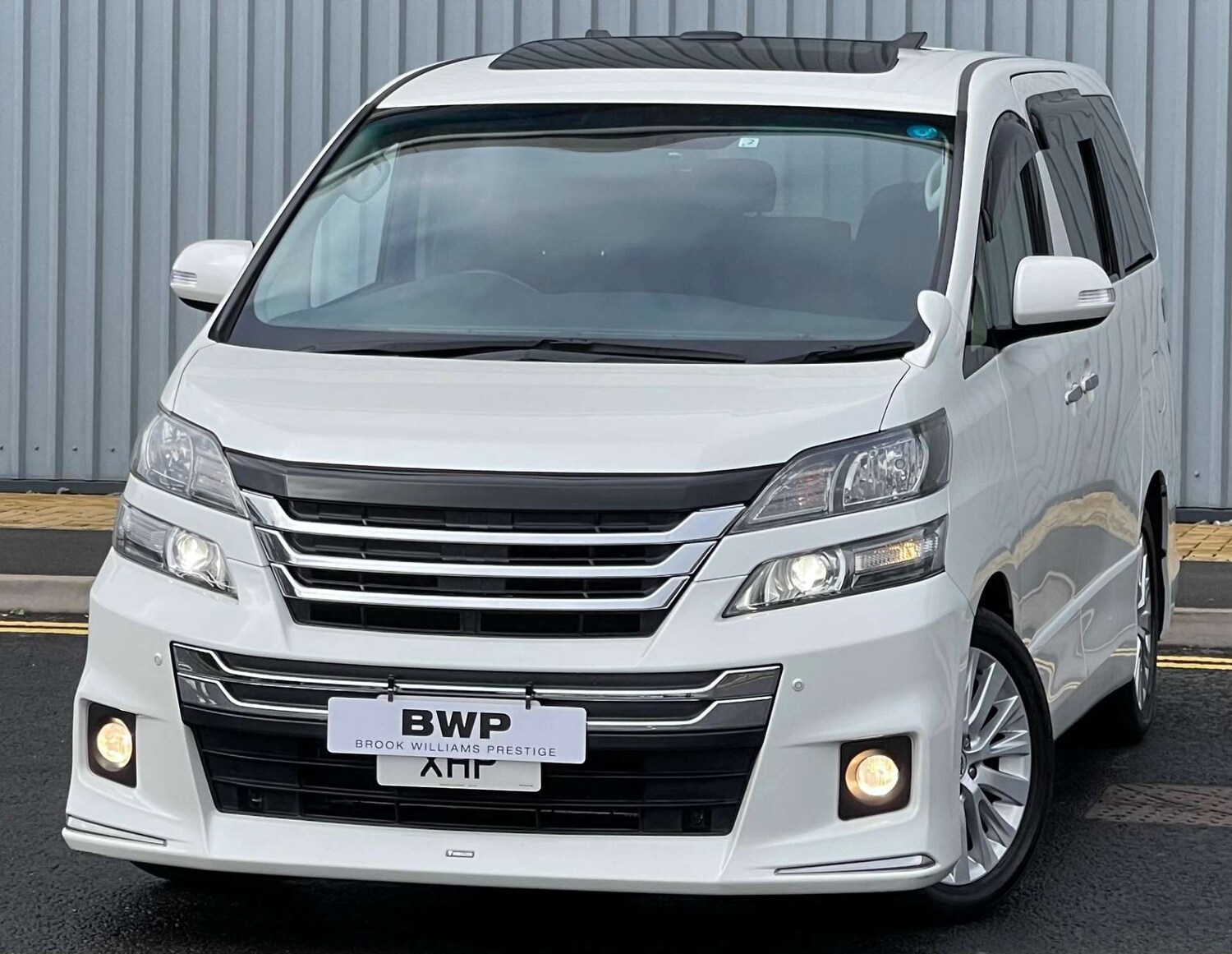 Used Toyota Vellfire 2023 for sale - 77607866: Photo 28