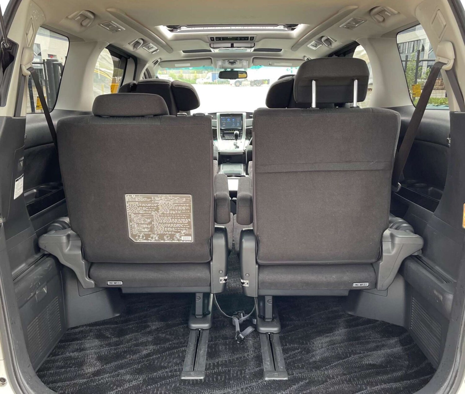 Used Toyota Vellfire 2023 for sale - 77607866: Photo 33