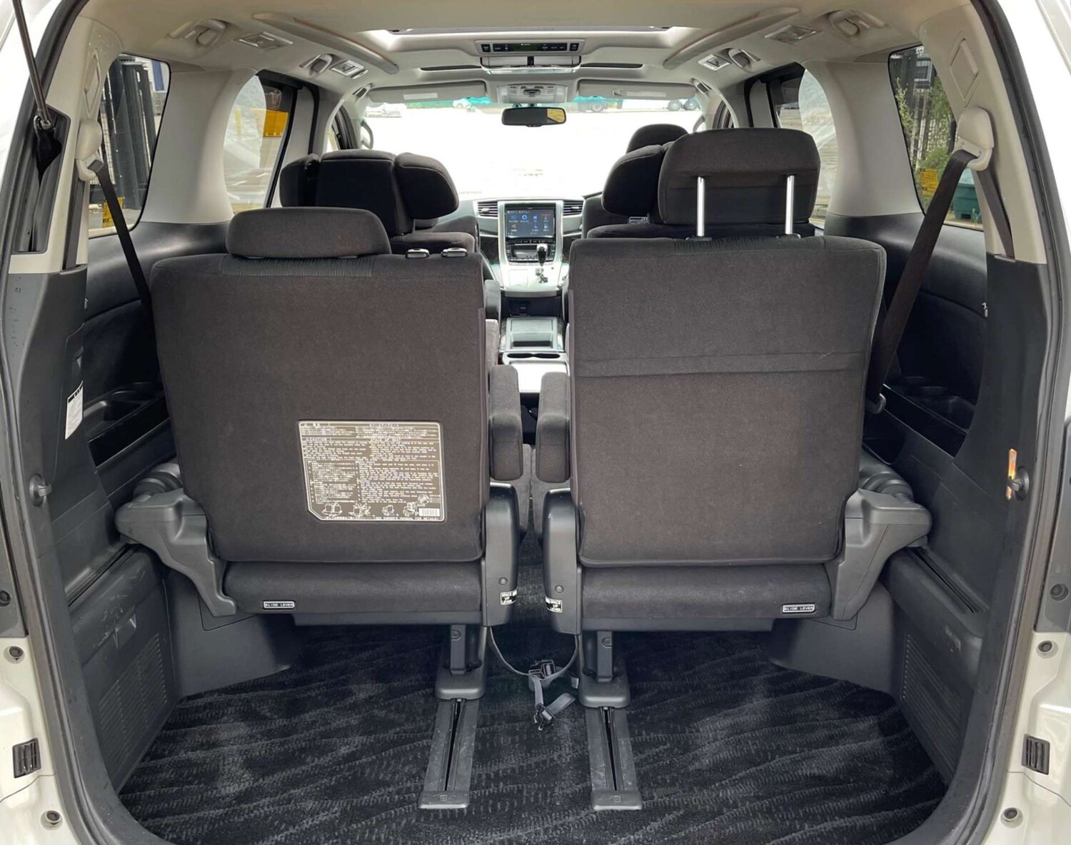 Used Toyota Vellfire 2023 for sale - 77607866: Photo 34