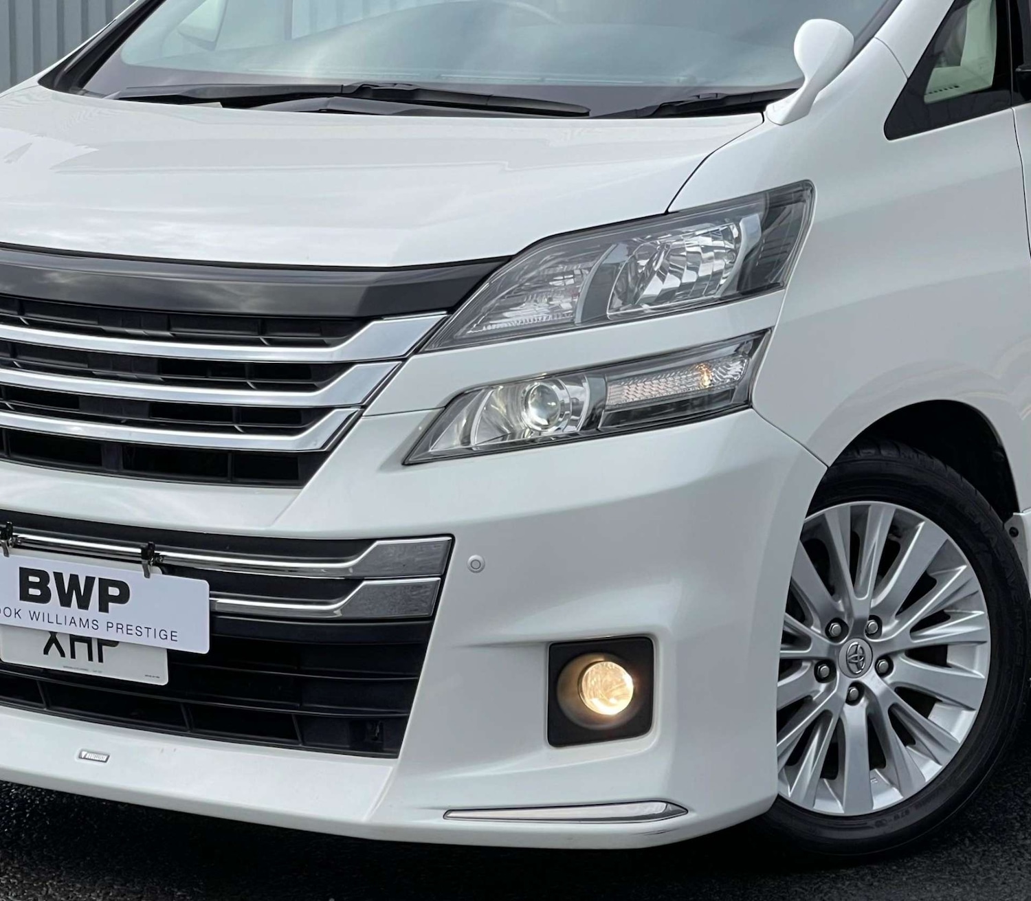 Used Toyota Vellfire 2023 for sale - 77607866: Photo 4