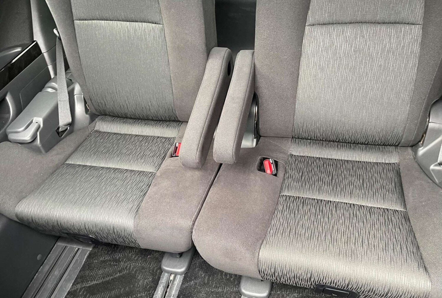 Used Toyota Vellfire 2023 for sale - 77607866: Photo 40