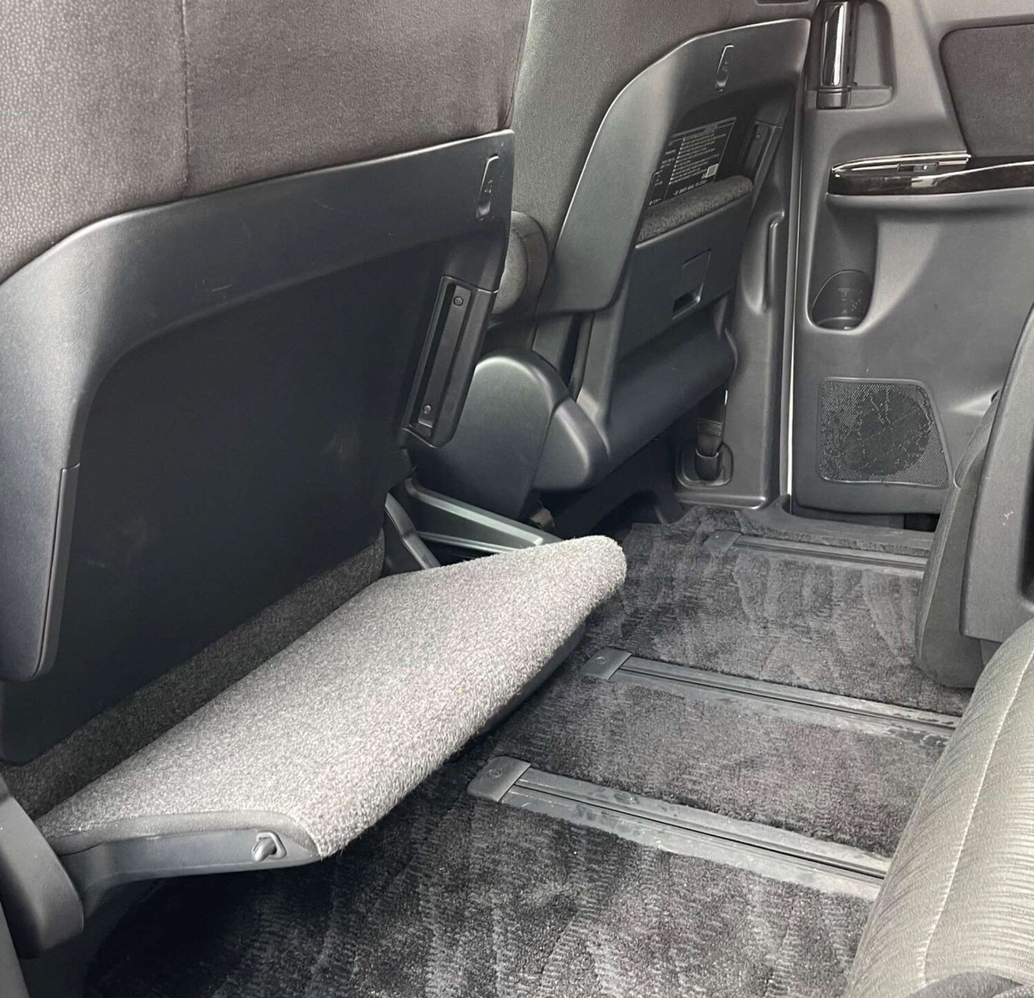 Used Toyota Vellfire 2023 for sale - 77607866: Photo 47