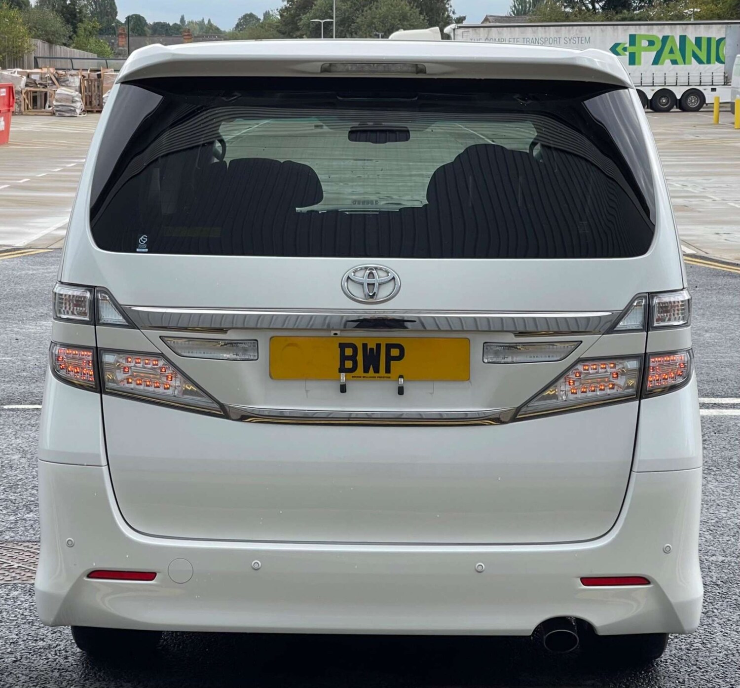 Used Toyota Vellfire 2023 for sale - 77607866: Photo 9
