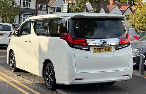 Used Toyota Alphard 2025 for sale - 76215521: Photo 11