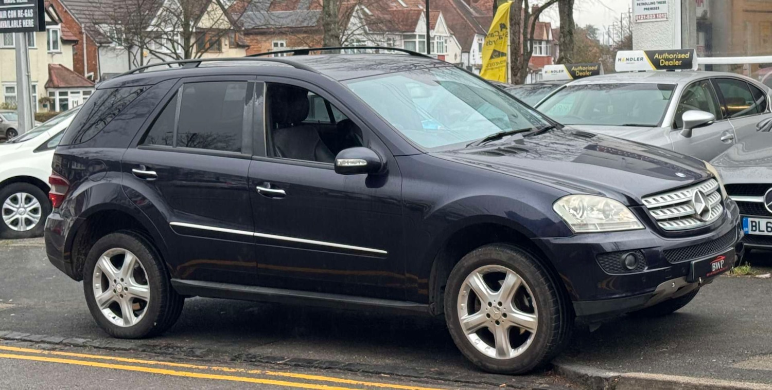 Used Mercedes-Benz M Class 2008 for sale - 77607883: Photo 5