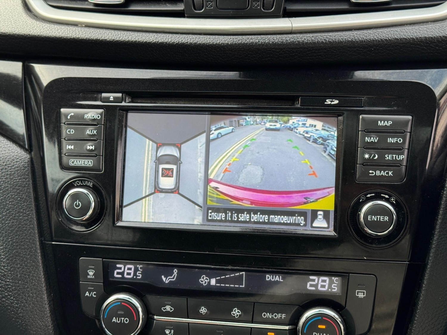 Used Nissan Qashqai 2016 for sale - 76251030: Photo 30