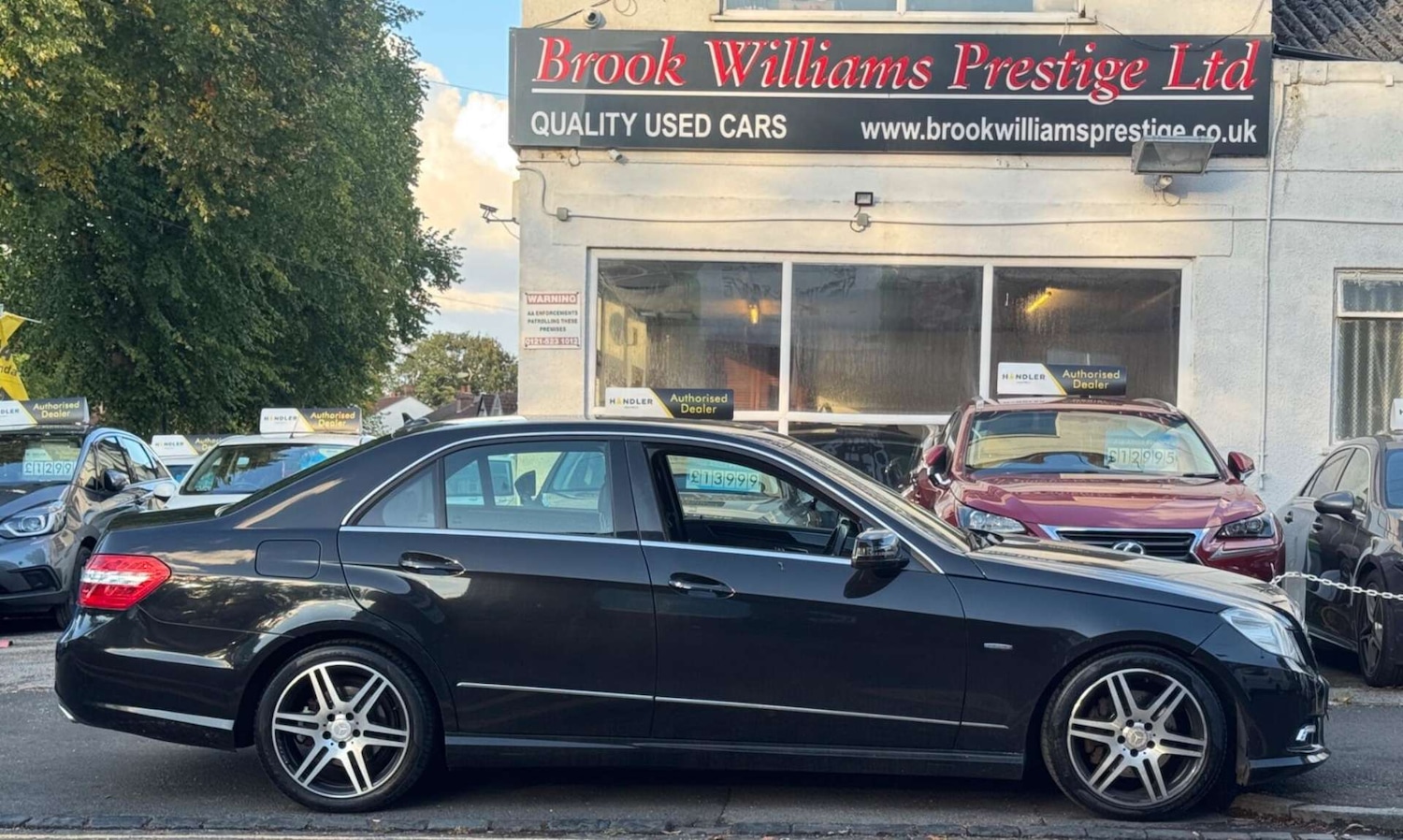 Used Mercedes-Benz E Class 2009 for sale - 77607873: Photo 5