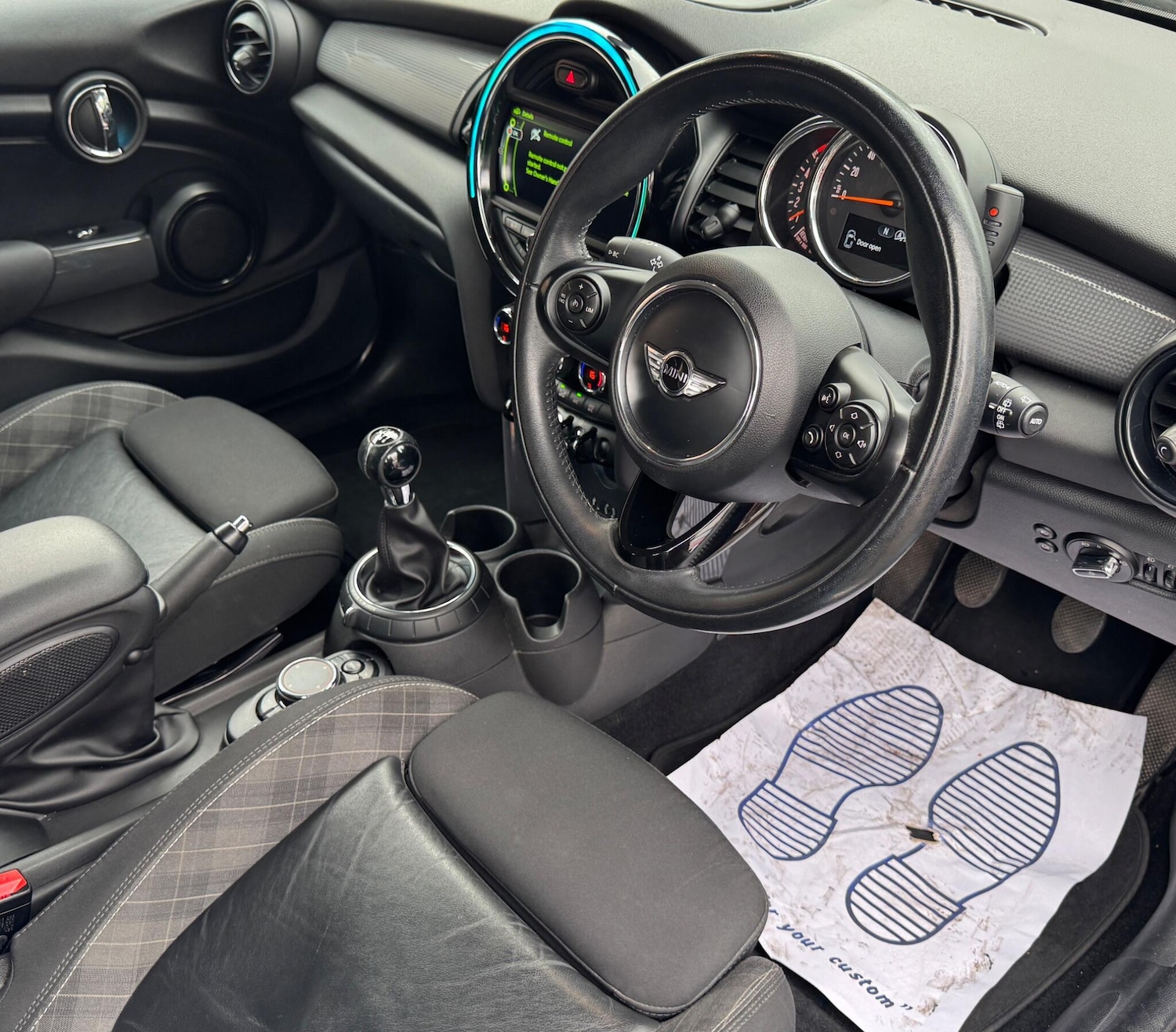 Used MINI Hatch 2016 for sale - 76250997: Photo 2