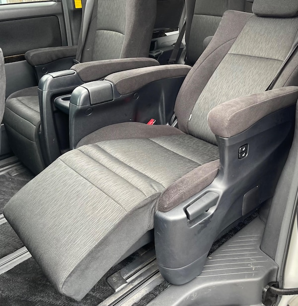 Used Toyota Vellfire 2023 for sale - 74799153: Photo 31