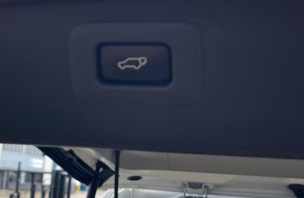 Used Toyota Vellfire 2023 for sale - 74799153: Photo 32