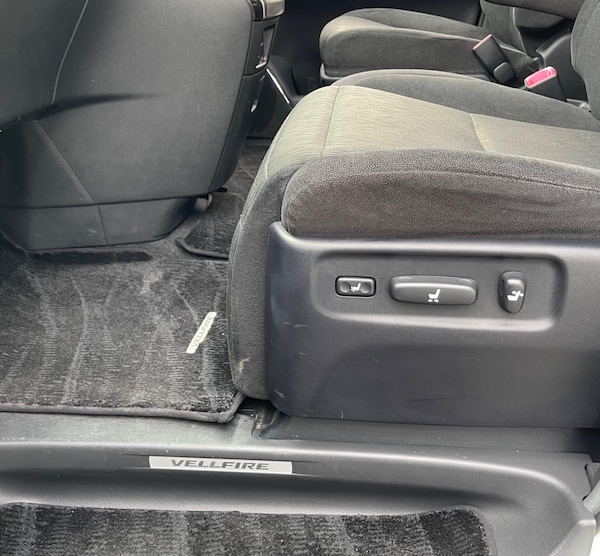 Used Toyota Vellfire 2023 for sale - 74799153: Photo 45