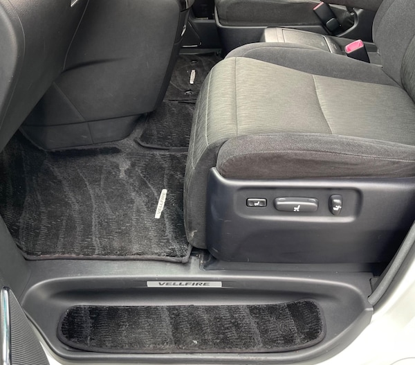 Used Toyota Vellfire 2023 for sale - 74799153: Photo 46