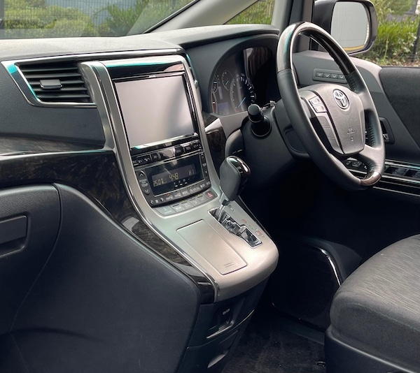Used Toyota Vellfire 2023 for sale - 74799153: Photo 51