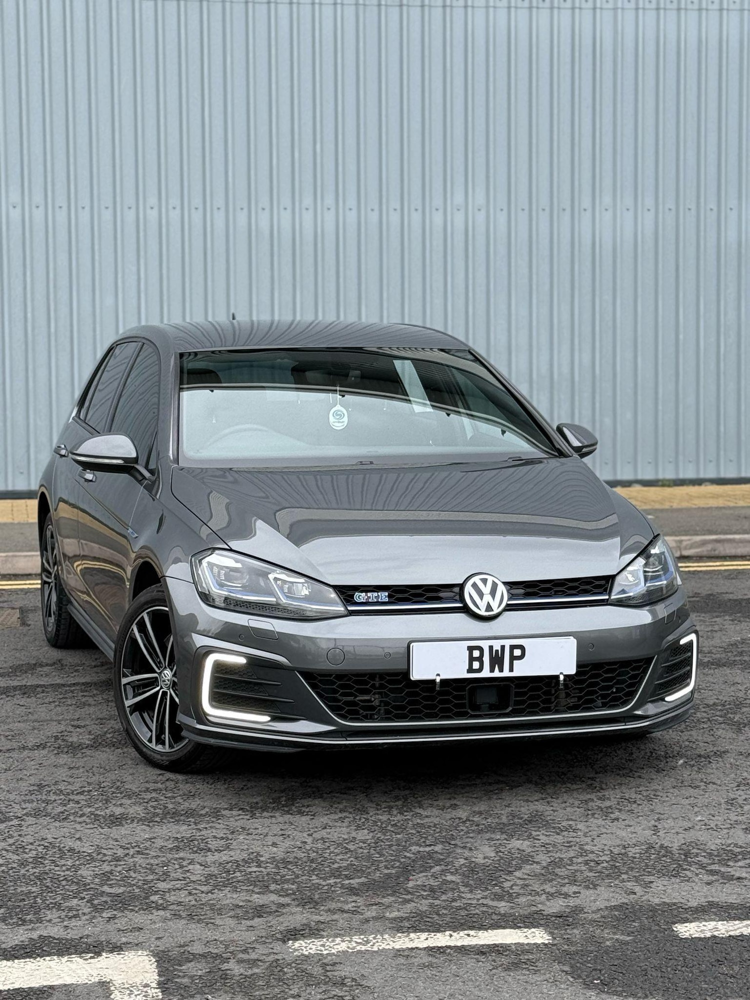 Used Volkswagen Golf 2020 for sale - 76260522: Photo 1
