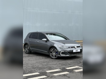 Used Volkswagen Golf 2020 for sale - 76260522: Photo 2