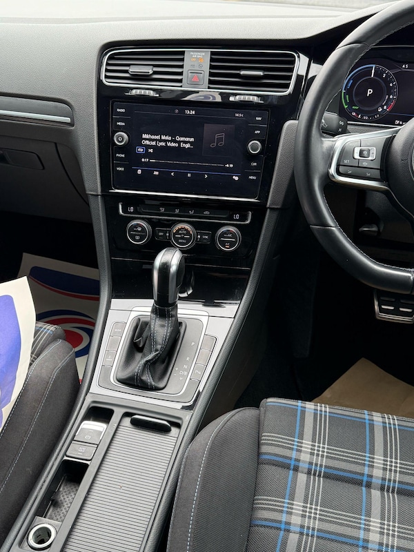 Used Volkswagen Golf 2020 for sale - 76260522: Photo 6