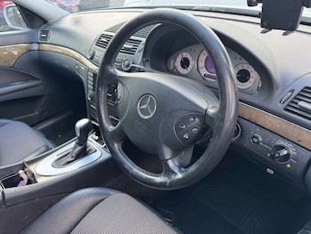 Used Mercedes-Benz E Class 2004 for sale - 78421220: Photo
