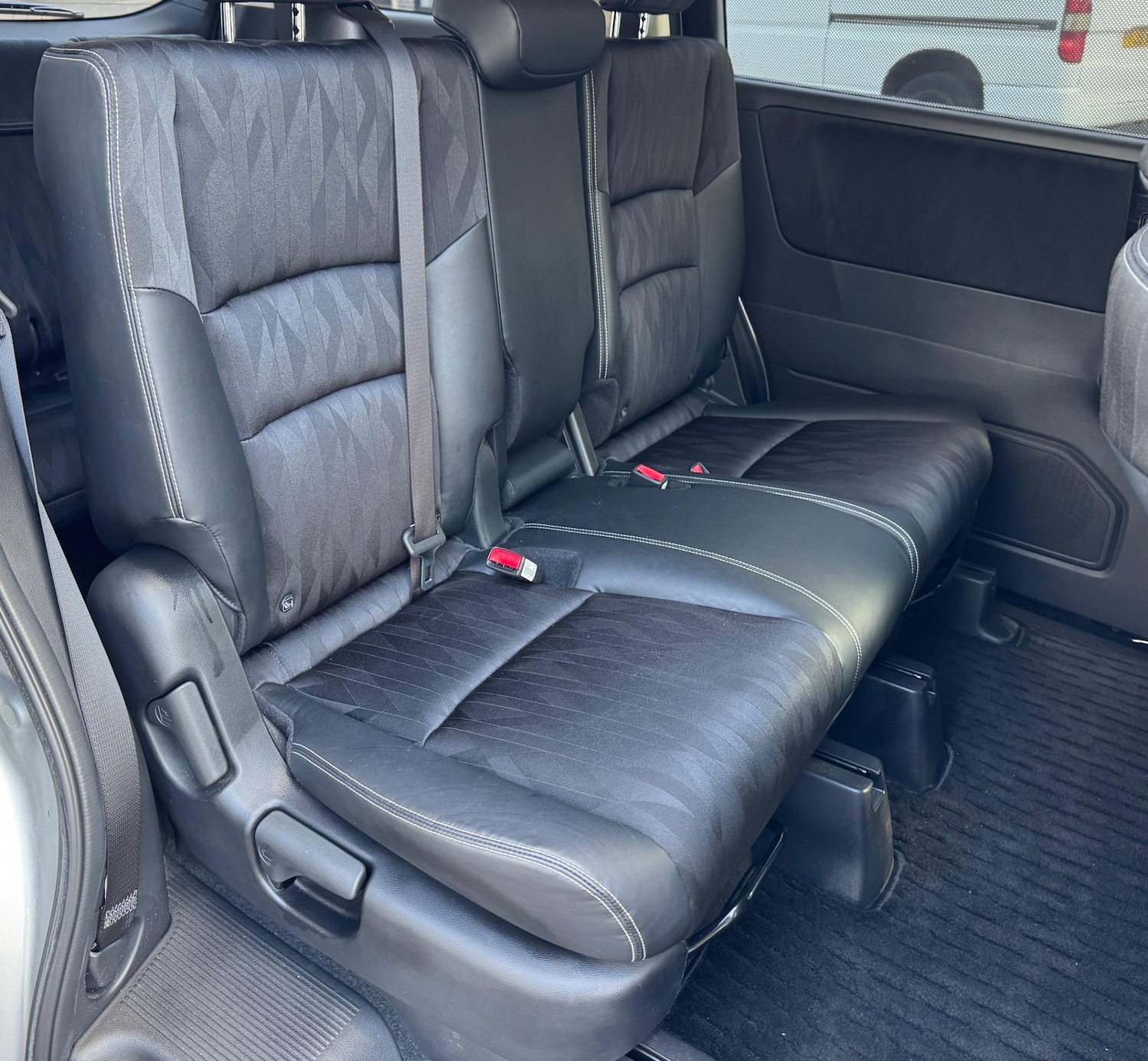 Used Honda Odyssey 2025 for sale - 76166834: Photo 2