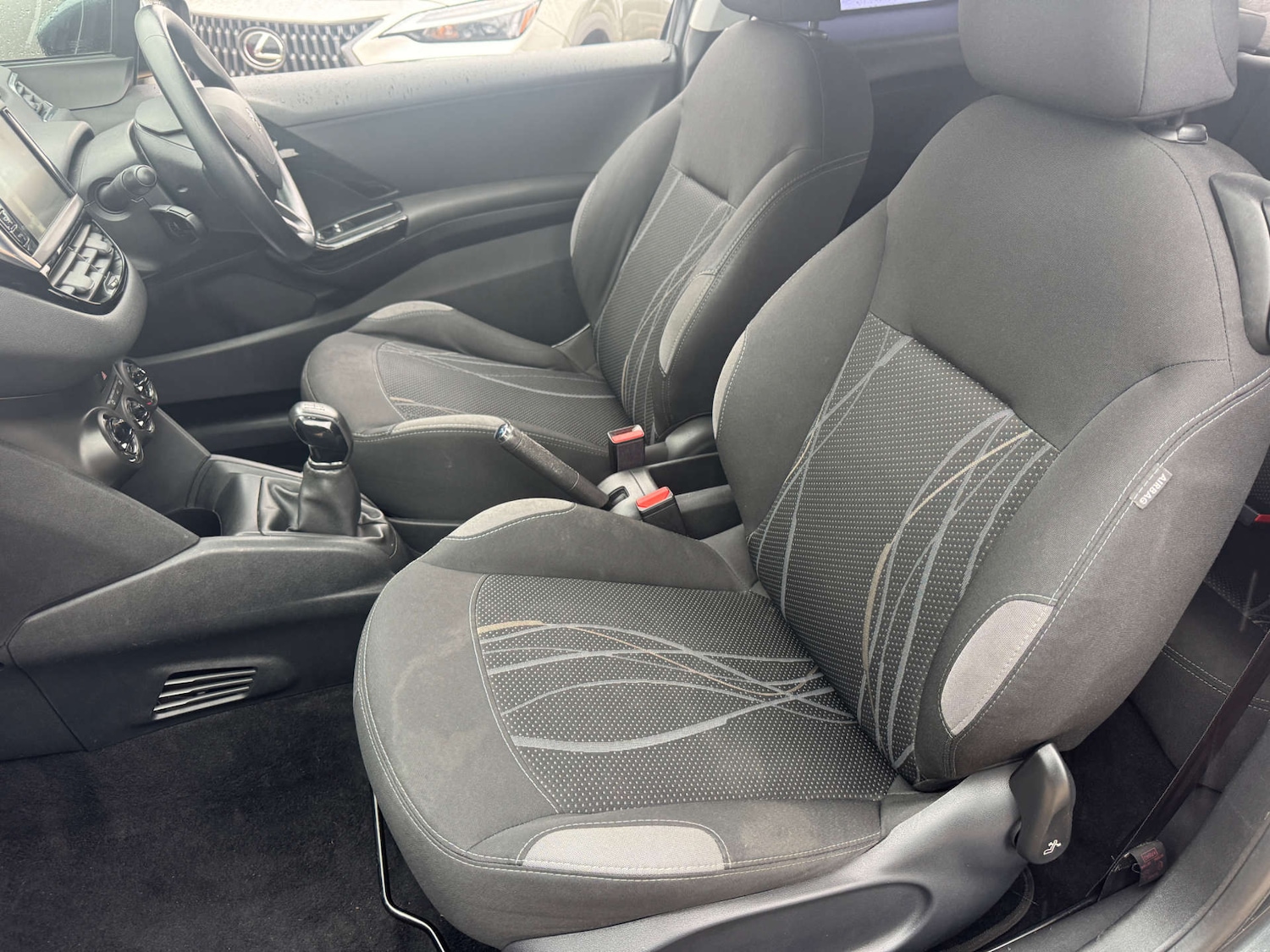 Used Peugeot 208 2014 for sale - 77607896: Photo 13