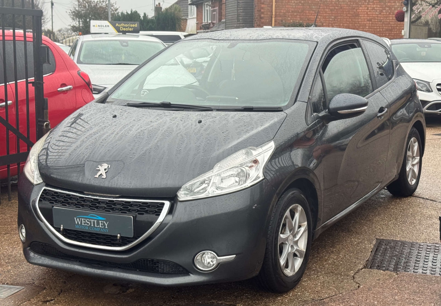 Used Peugeot 208 2014 for sale - 77607896: Photo 6