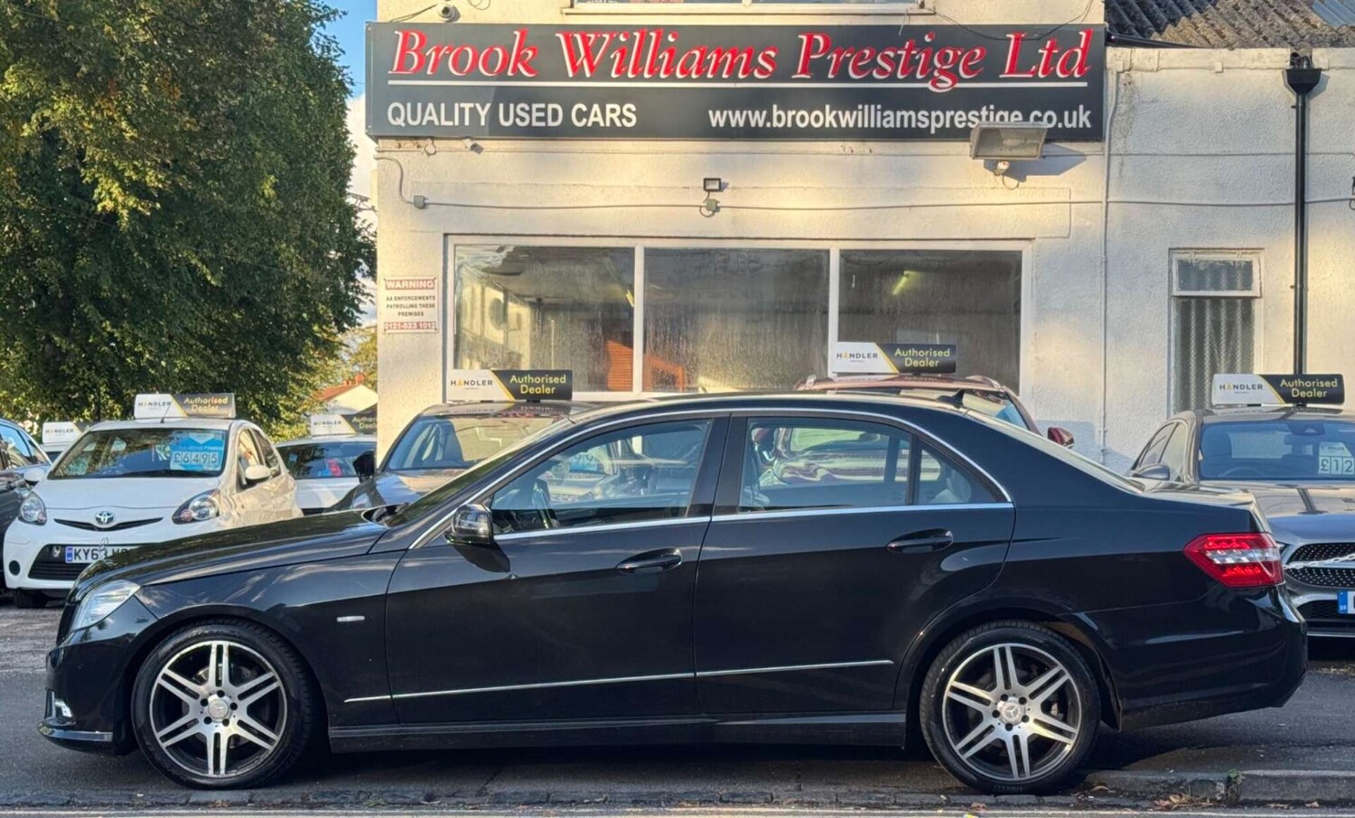 Used Mercedes-Benz E Class 2009 for sale - 77975404: Photo 12