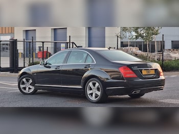 Used Mercedes-Benz S Class 2010 for sale - 76360386: Photo