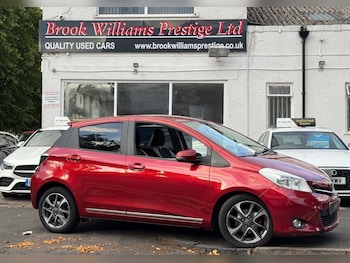 Used Toyota Yaris 2014 for sale - 75175310: Photo