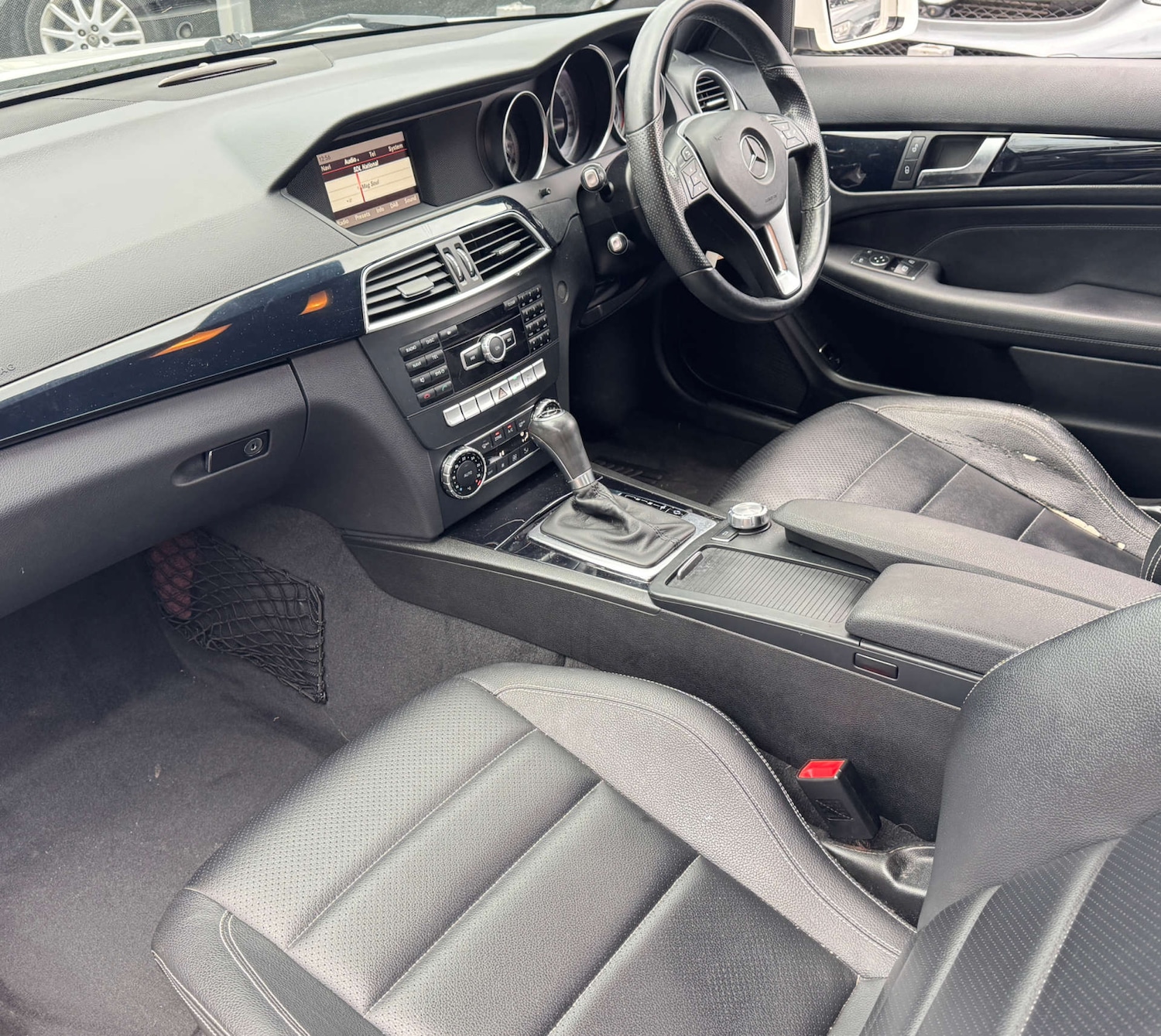 Used Mercedes-Benz C Class 2012 for sale - 77607901: Photo 19