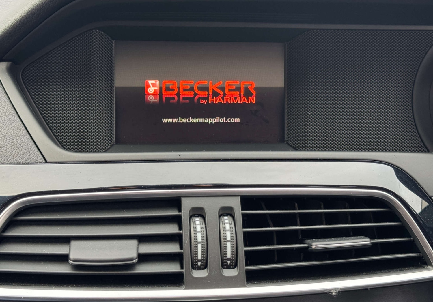 Used Mercedes-Benz C Class 2012 for sale - 77607901: Photo 21