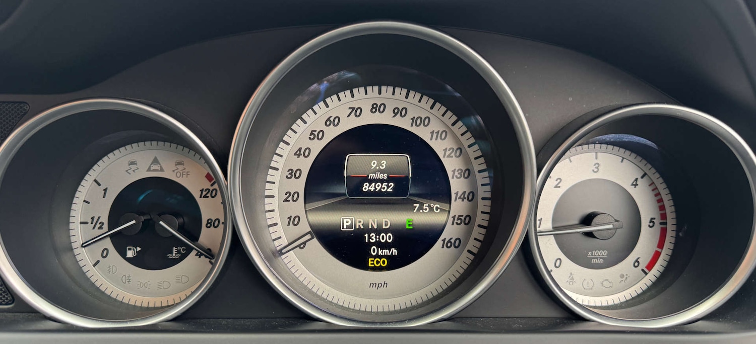 Used Mercedes-Benz C Class 2012 for sale - 77607901: Photo 24