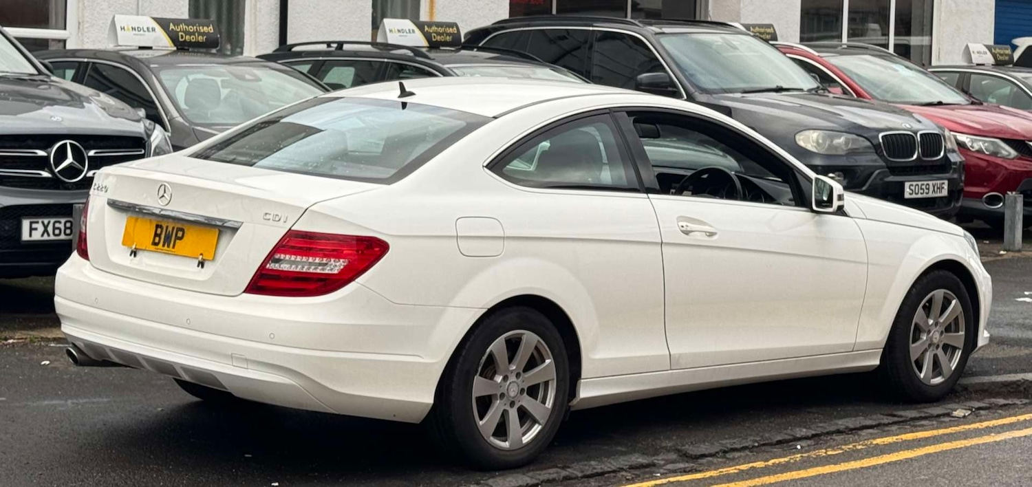 Used Mercedes-Benz C Class 2012 for sale - 77607901: Photo 9